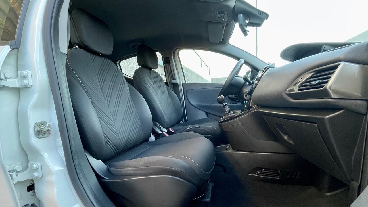 LANCIA 1.0 FIREFLY HYBRID 5P 69CV - CARPLAY, NEOPATENTATI