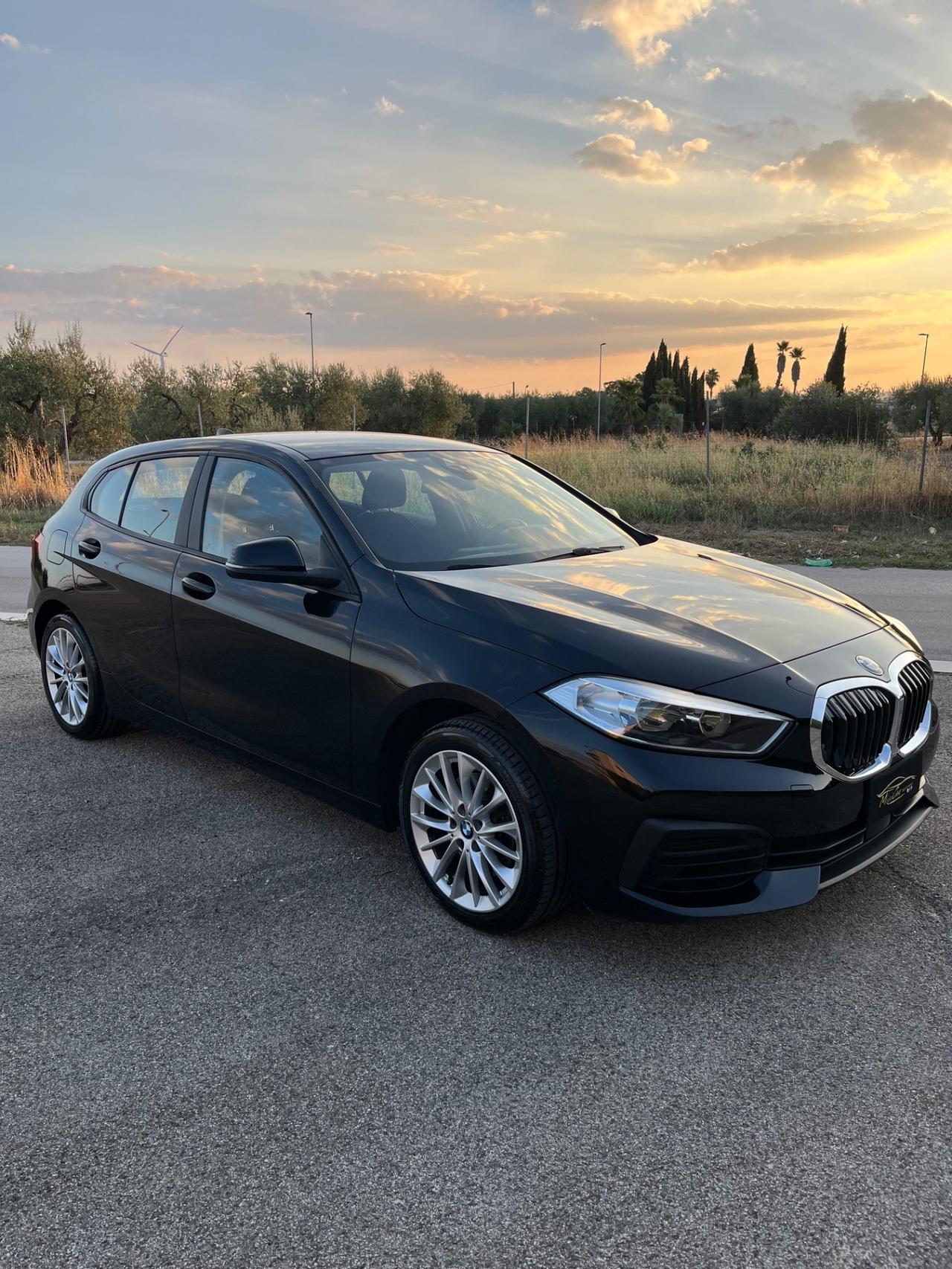 Bmw 118 118d 5p. Advantage