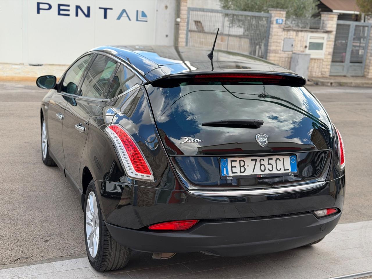 Lancia Delta 1.6 MJT 120 cv Oro-PELLE-CLIMA