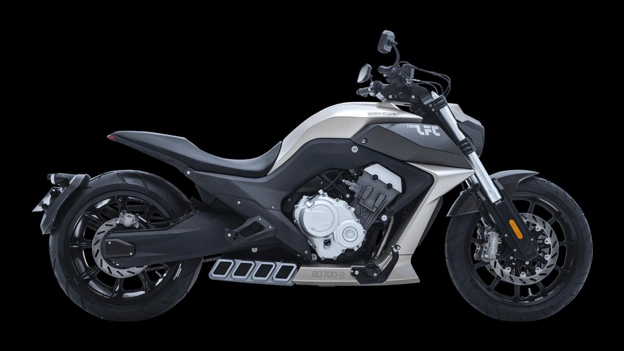 Benda Motorcycles LFC 700 LFC700 4 Cilindri 86 CV | Sport Cruiser Brembo KYB TFT