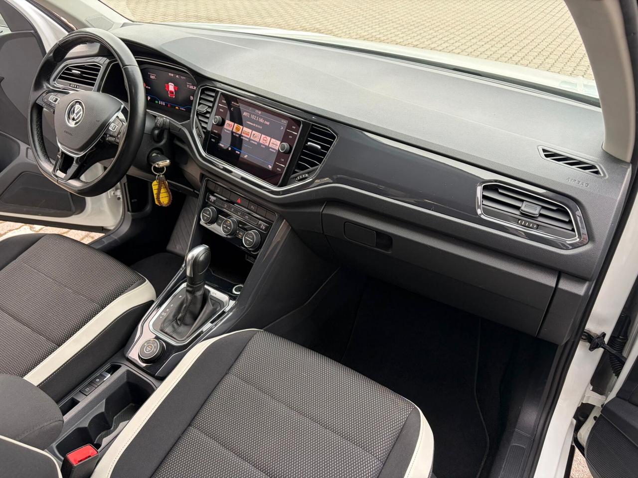 Volkswagen T-Roc 2.0 tdi Advanced 4motion dsg GRANDINATA