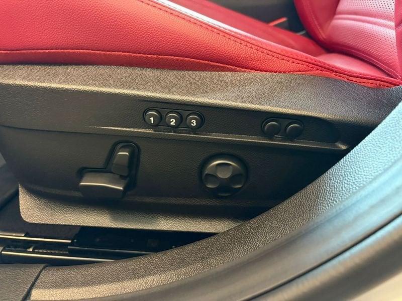 Alfa Romeo Giulia 2.2 Turbodiesel 210 CV AT8 AWD Q4 Veloce