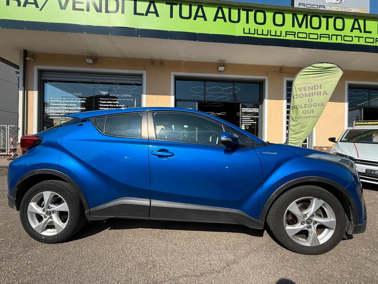 Toyota C-HR 1.8 Hybrid E-CVT Lounge