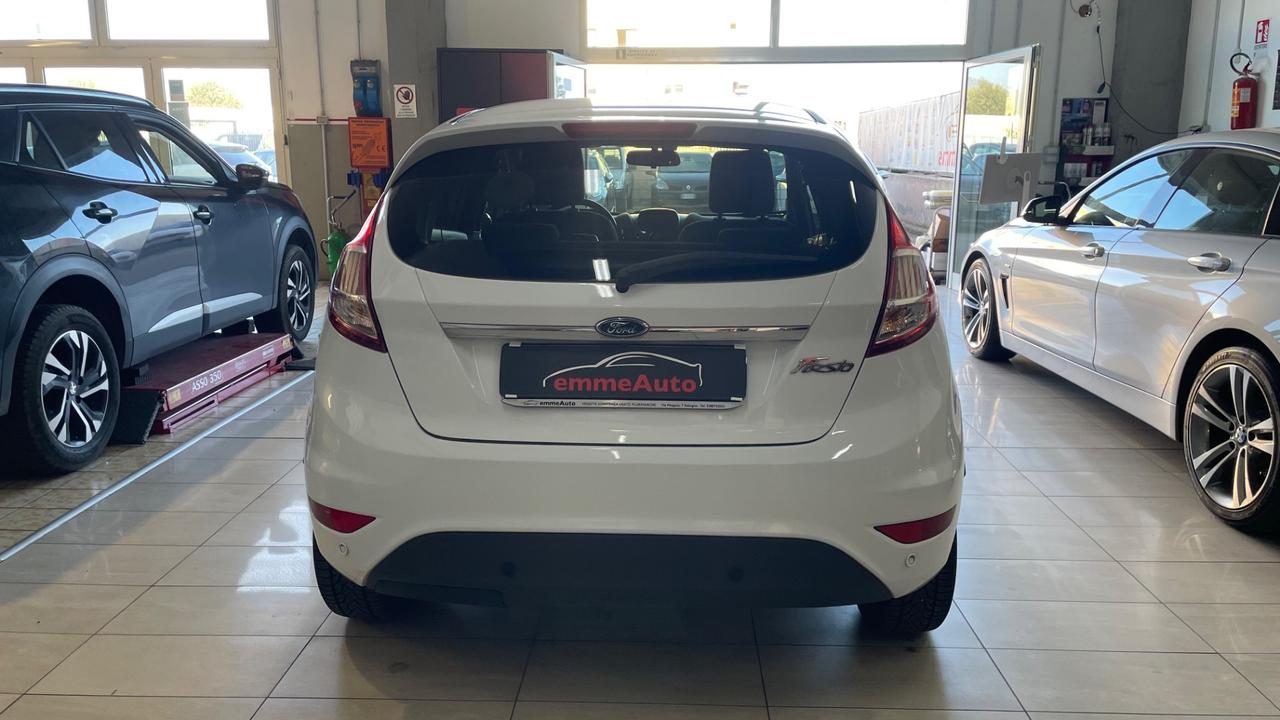 Ford Fiesta 1.5 TDCi 75CV 5 porte Titanium