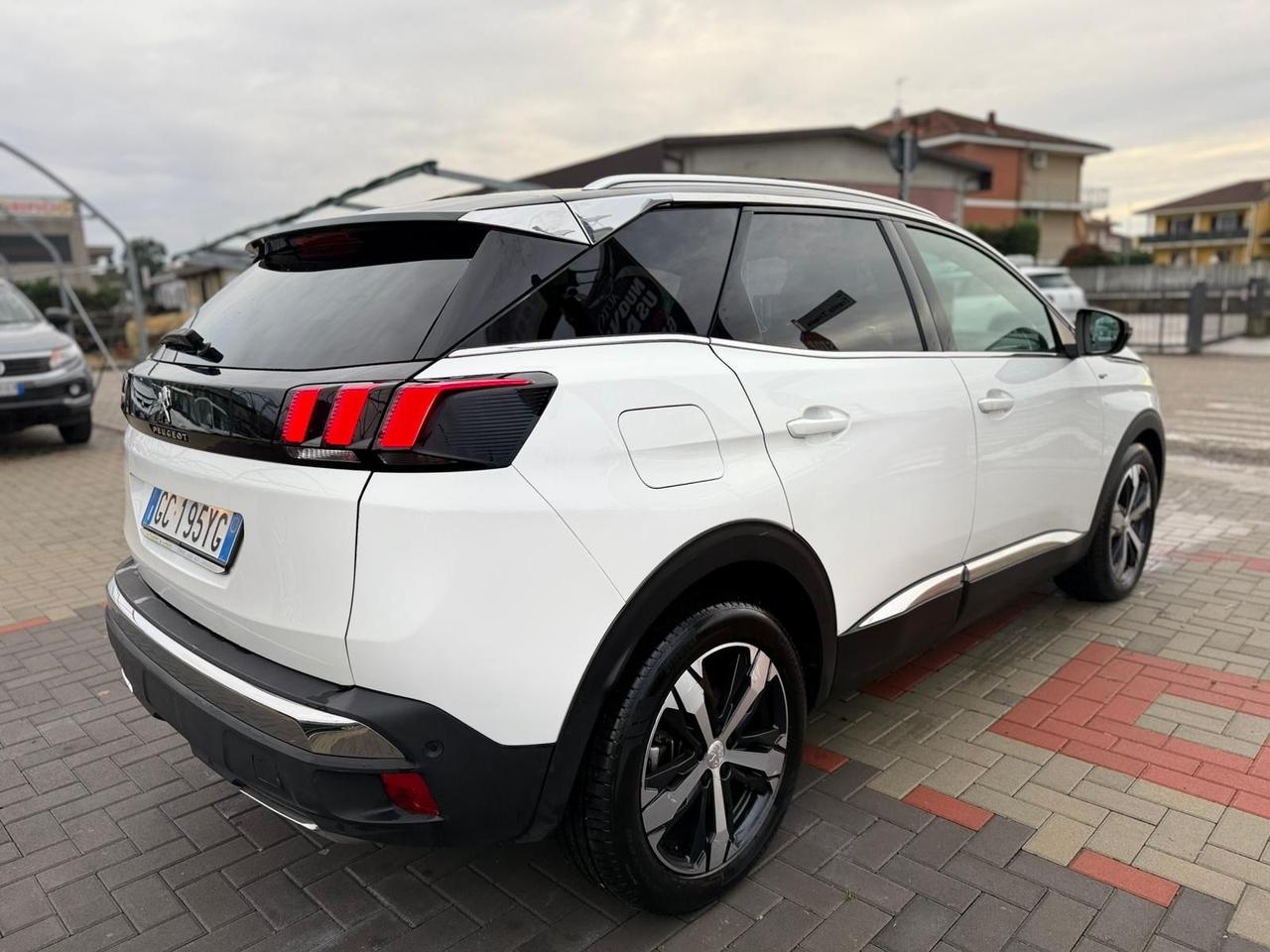 Peugeot 3008 BlueHDi 180 EAT8 GT*TETTO* IVA ESPOSTA
