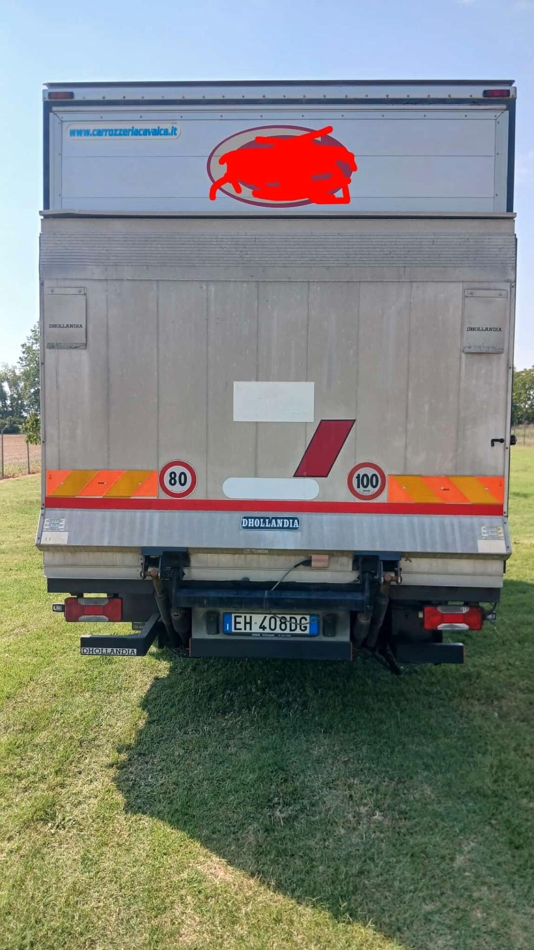 Iveco Daily con sponda