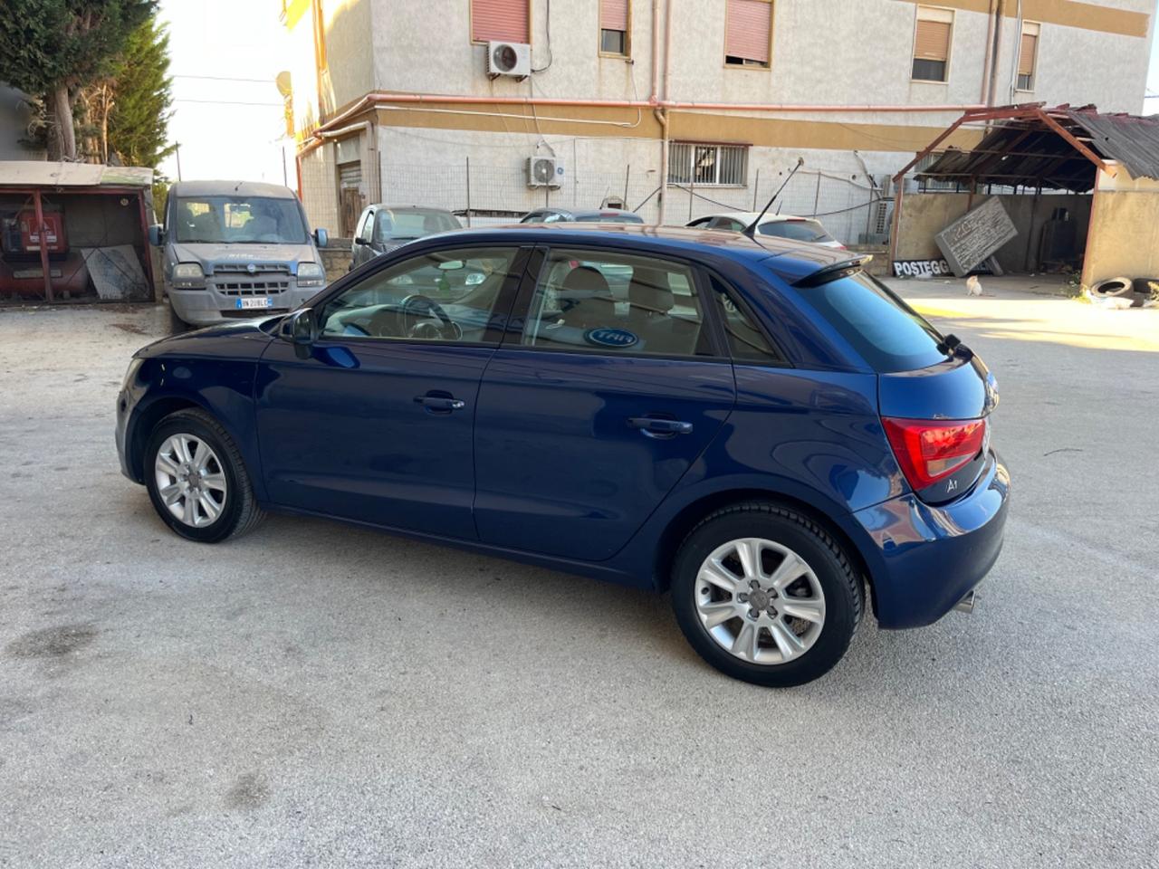 Audi A1 1.6 TDI Ambition ok neopatentati