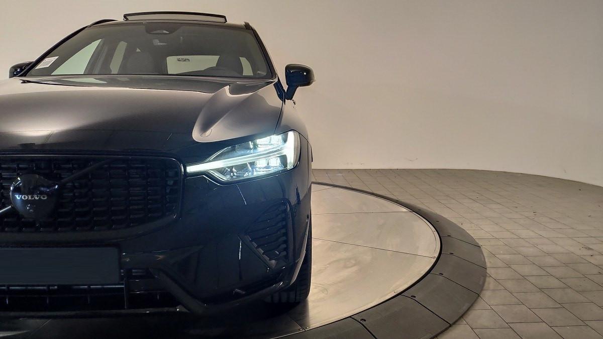 VOLVO Xc60 T6 Plug-In Hybrid Awd Aut. Plus Black Edition