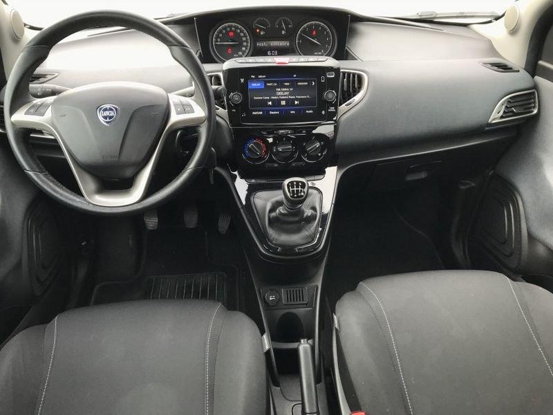 Lancia Ypsilon 1.0 FireFly Hybrid Ecochic Gold 5p OK NEOPATENTATI