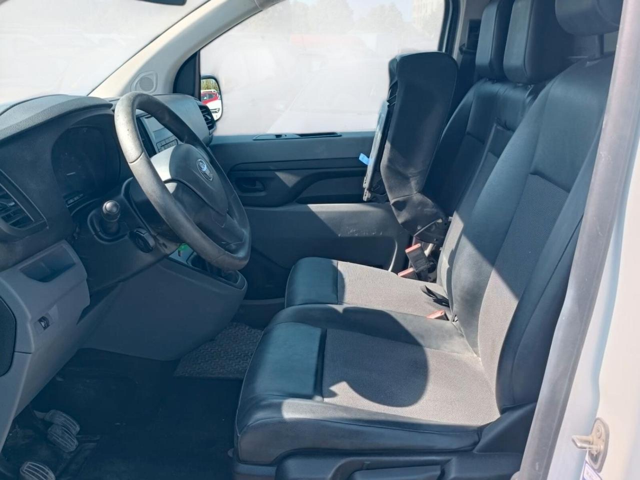 Toyota Proace 1.5d 120cv S&S 10q L0 D Comfort