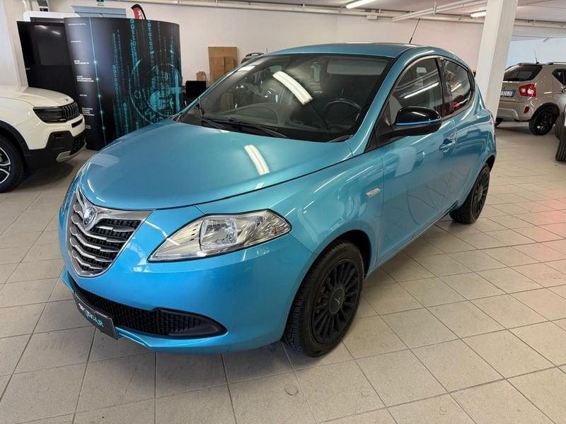 Lancia Ypsilon Ypsilon 1.2 69 CV 5 porte Silver