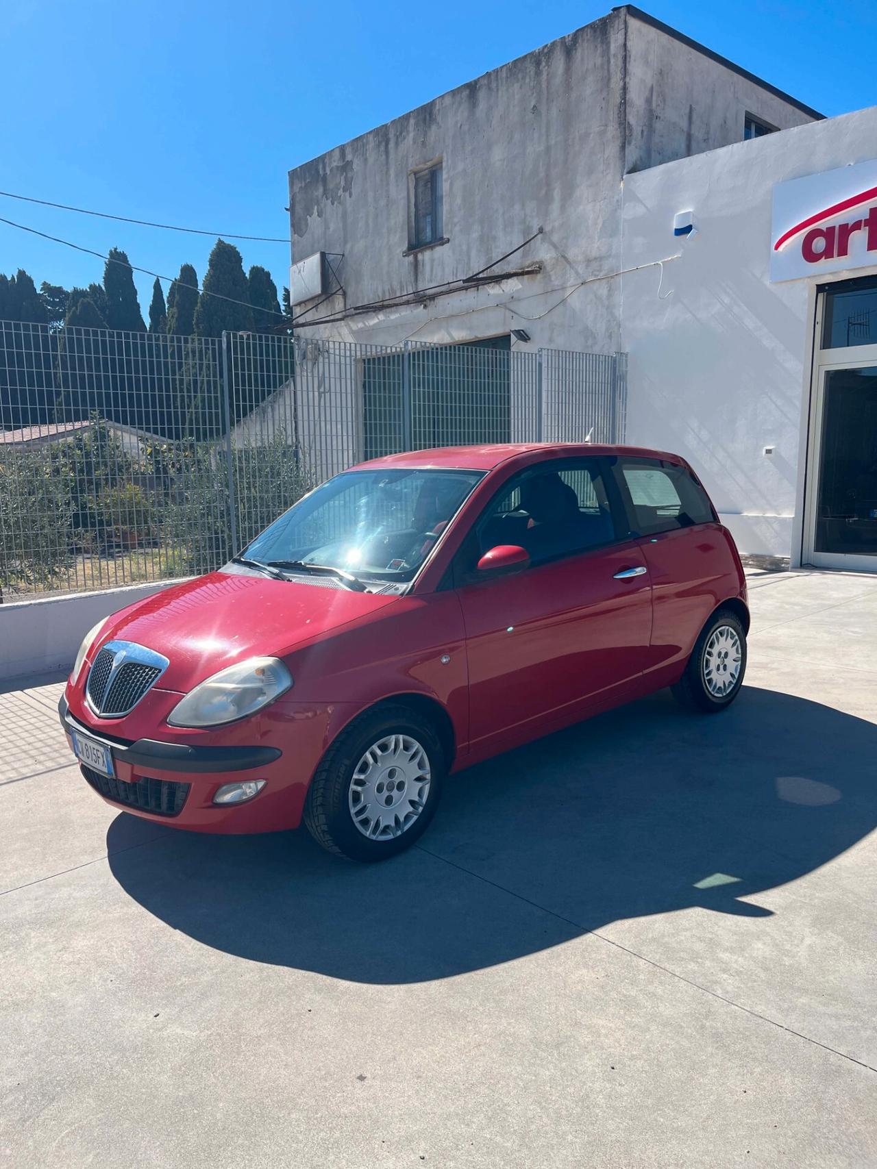Lancia Ypsilon 1.3 Multijet 16V Argento