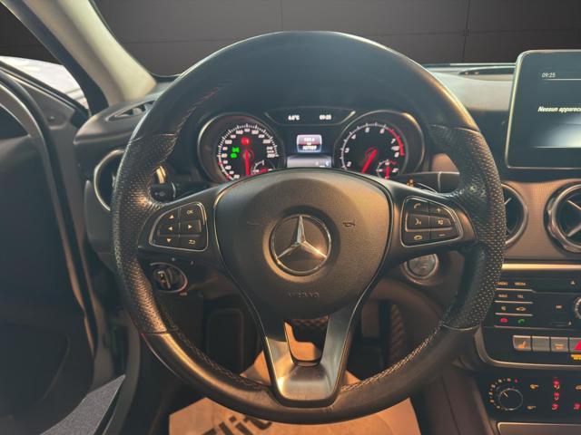 MERCEDES-BENZ GLA 180 Sport