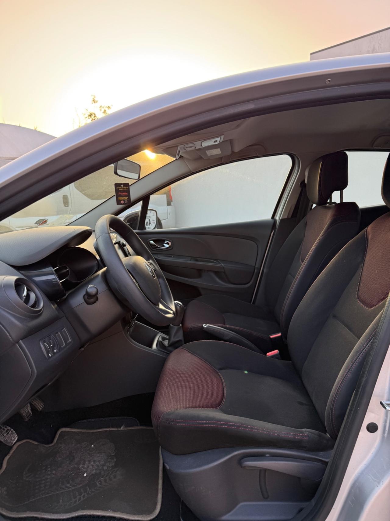 Renault Clio 1.5 dCi 8V 75CV 5 porte Live