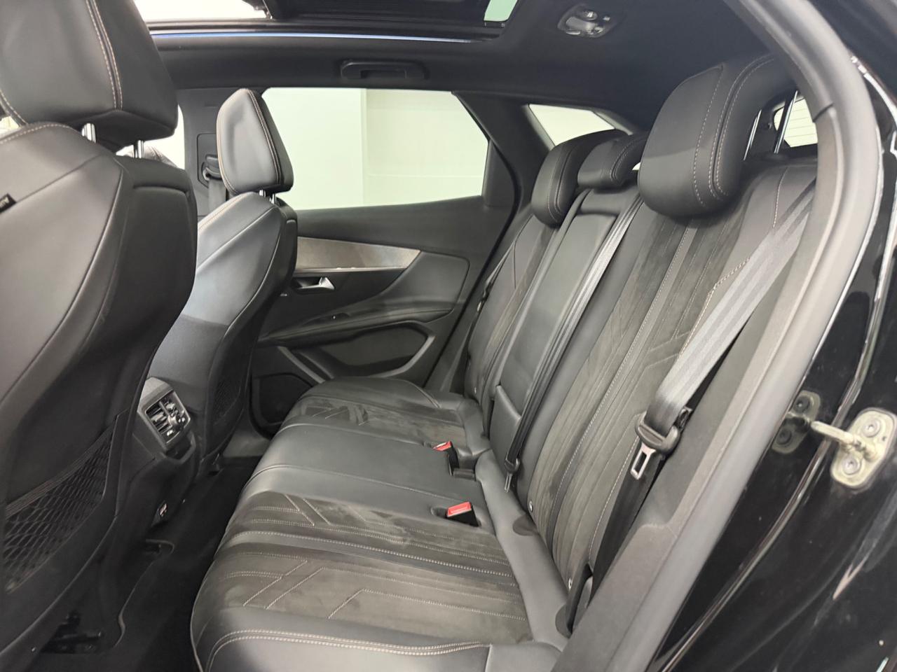 Peugeot 3008 BlueHDi 130cv EAT8 GT 2023