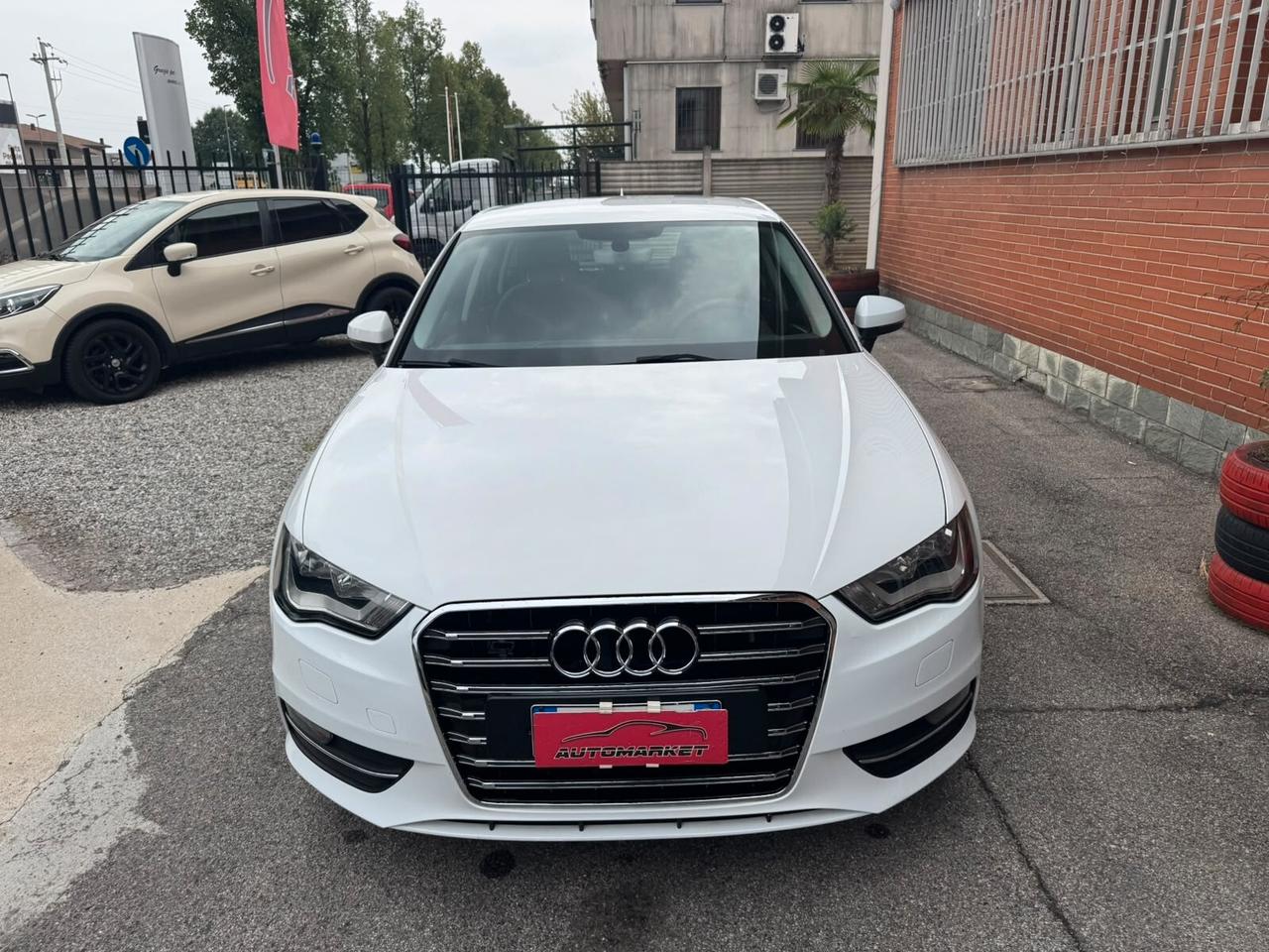 Audi A3 Sportback 1.6 tdi Business 110cv E6