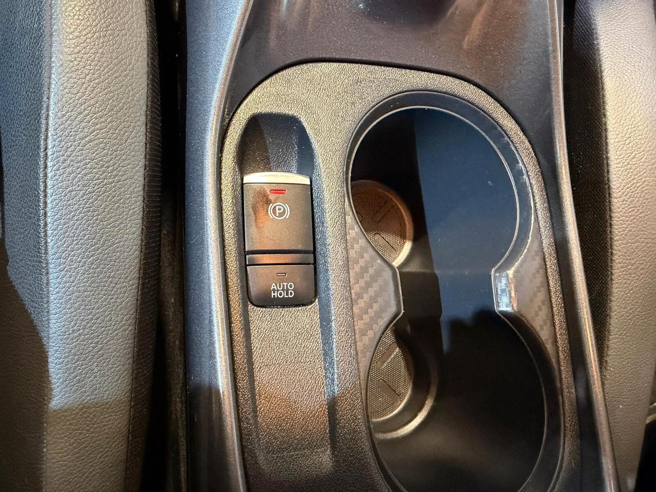 Nissan Juke 1.0 DIG-T 114 CV DCT N-Connecta