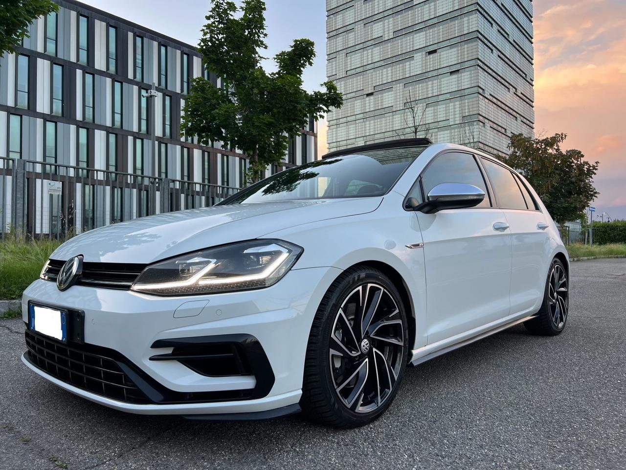 Volkswagen Golf R 2.0 TSI DSG 4MOTION 5p. BMT permutabile trattabile