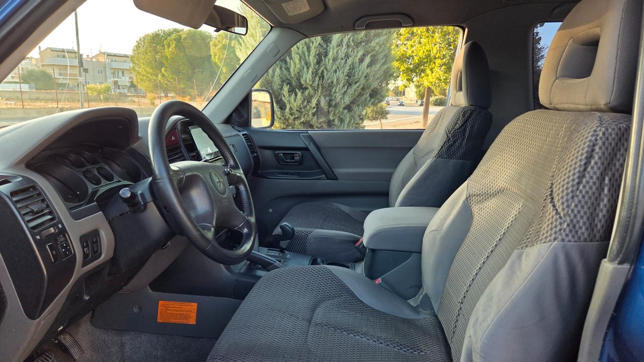 Mitsubishi Pajero 3.2 16V DI-D 3p. GLS Gancio traino