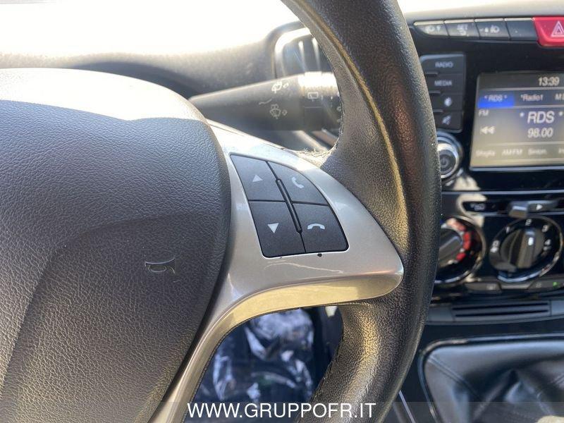 Lancia Ypsilon 1.2 69 CV 5 porte Gold