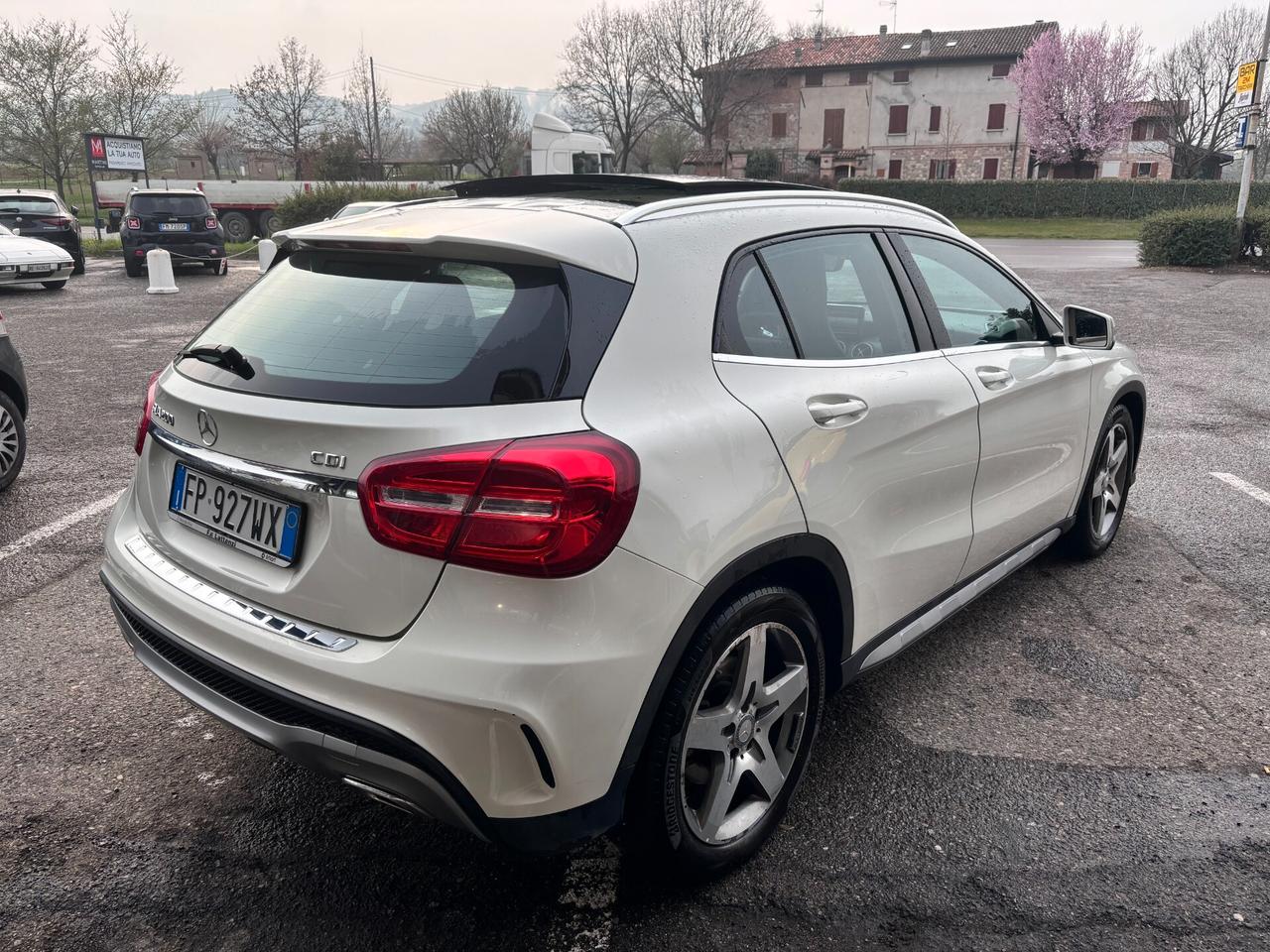 Mercedes-benz GLA 200 CDI Automatic Sport TETTO APRIBILE