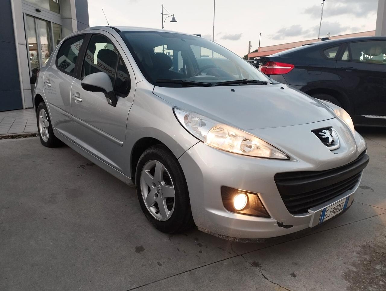 Peugeot 207 1.4 HDi 70CV 5p.