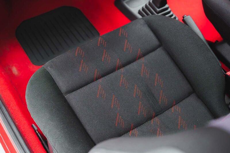 Peugeot 106