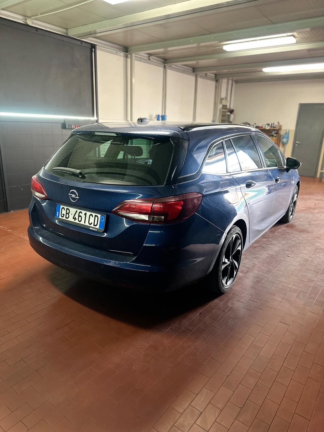 Opel Astra 1.5 CDTI 2020