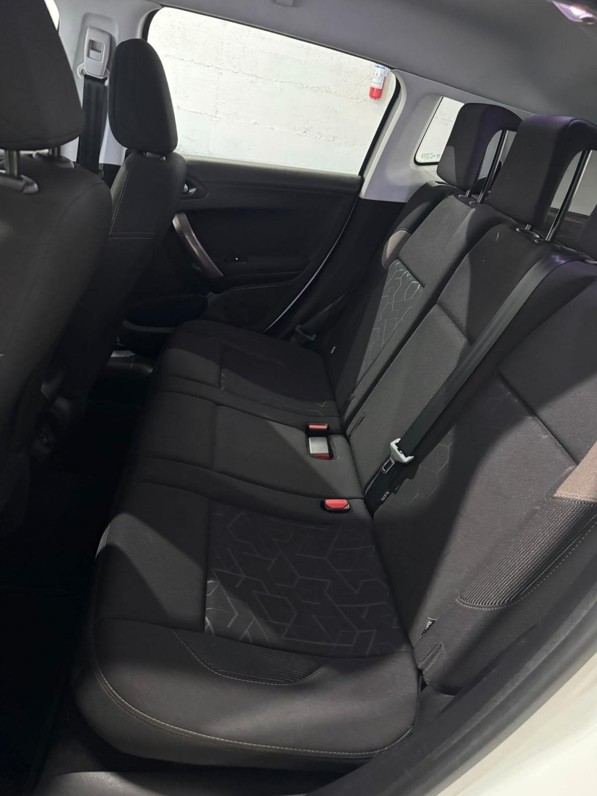 Peugeot 2008 1.4 HDi 68CV Active