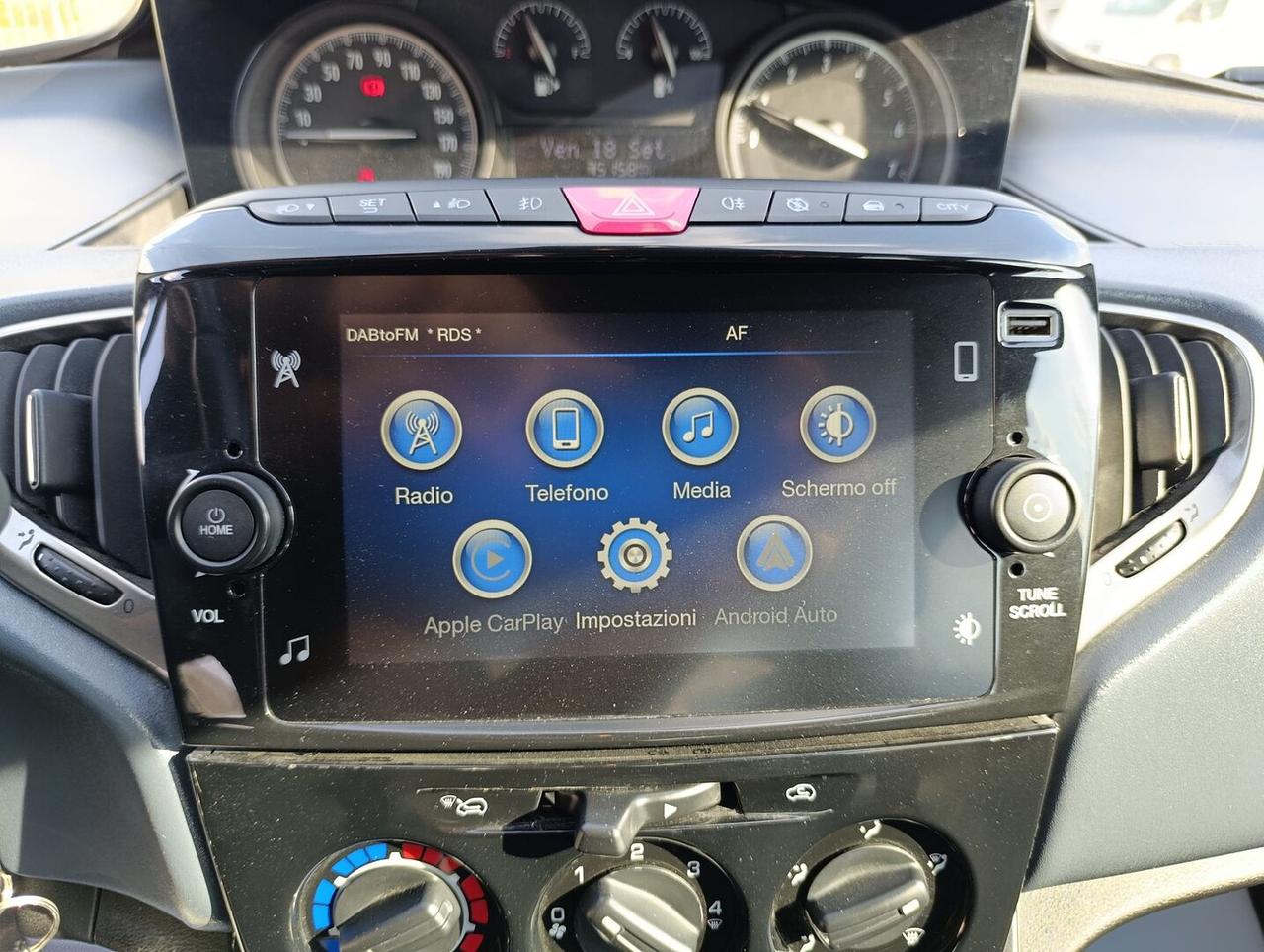 Lancia Ypsilon III 1.0 firefly hybrid Gold s&s 70cv 5p.ti