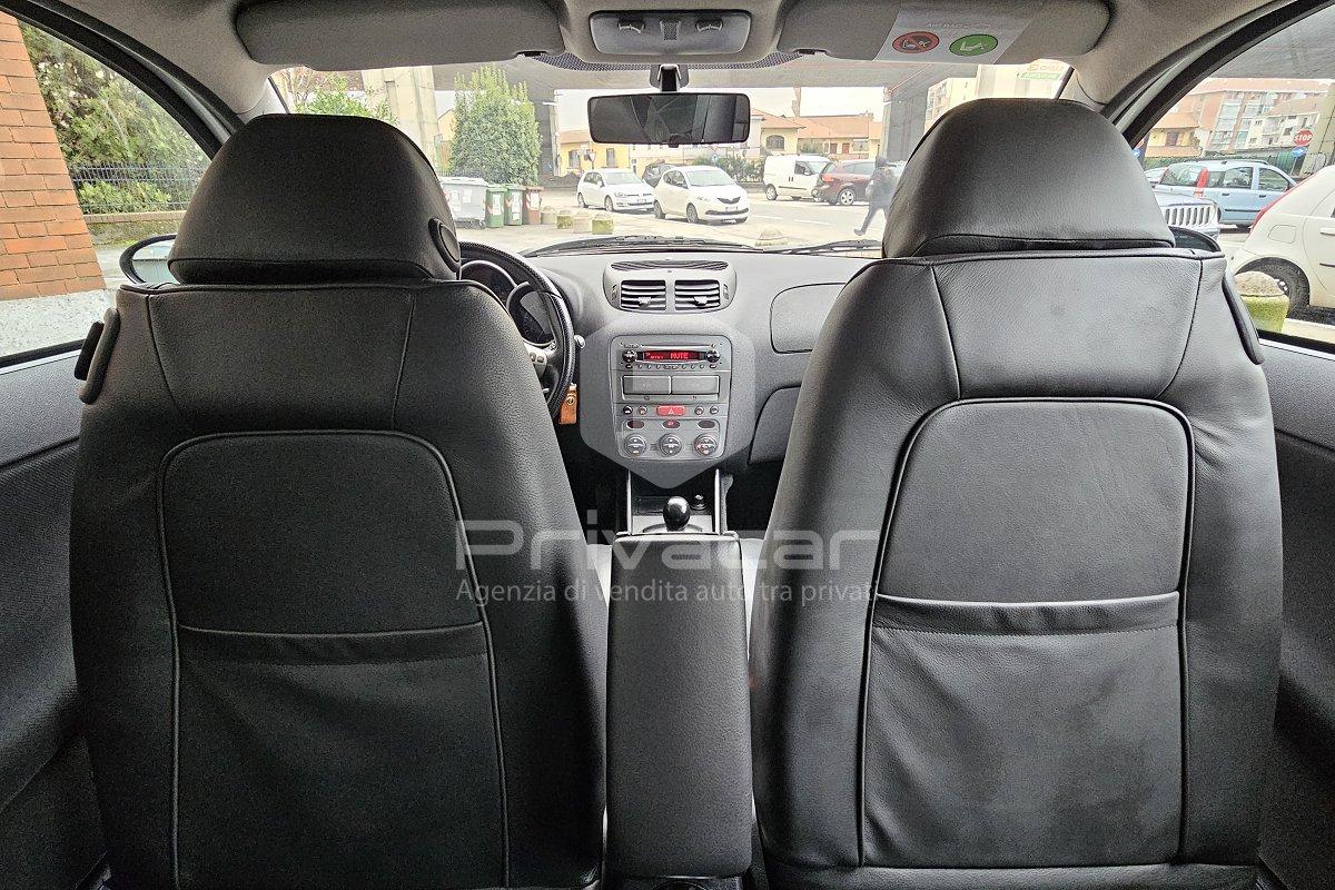 ALFA ROMEO 147 2.0i 16V T.S. cat Selespeed 3p. Dist.