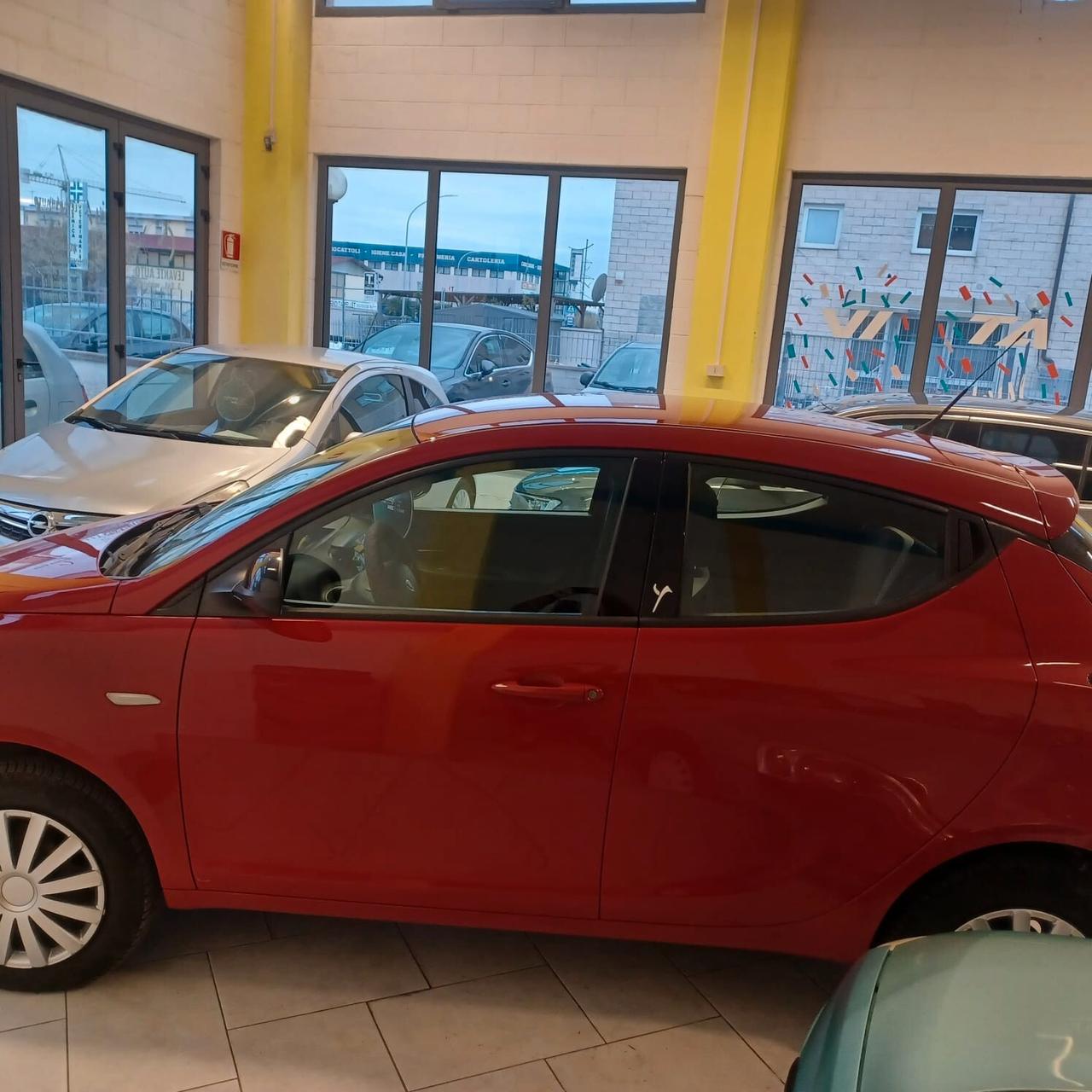 PERFETTA NEOPATENTATI LANCIA YPSILON