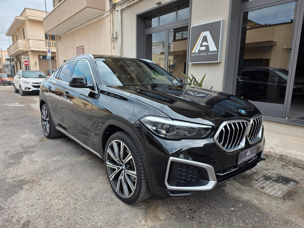 Bmw X6 3.0 D X-Drive 48V X-Line+Cerchi 22+Tetto+Luci Ambiente...
