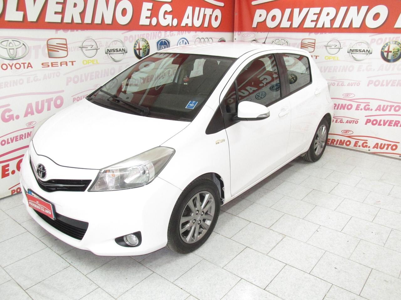 Yaris 1.0 BENZ LOUNGE FULL TELECAMERA 2014