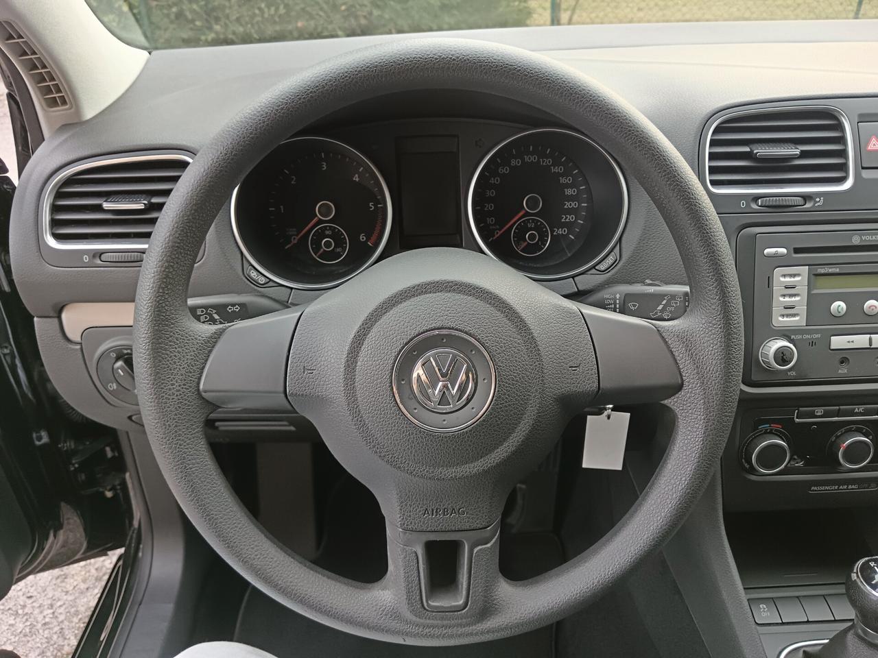 Volkswagen Golf 1.6 TDI 105CV NEOPATENTATI