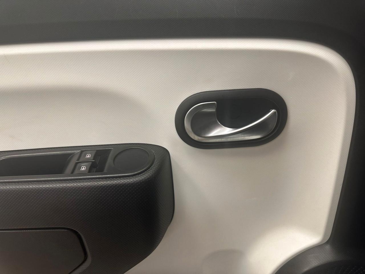 Renault Twingo SCe 65 CV Duel