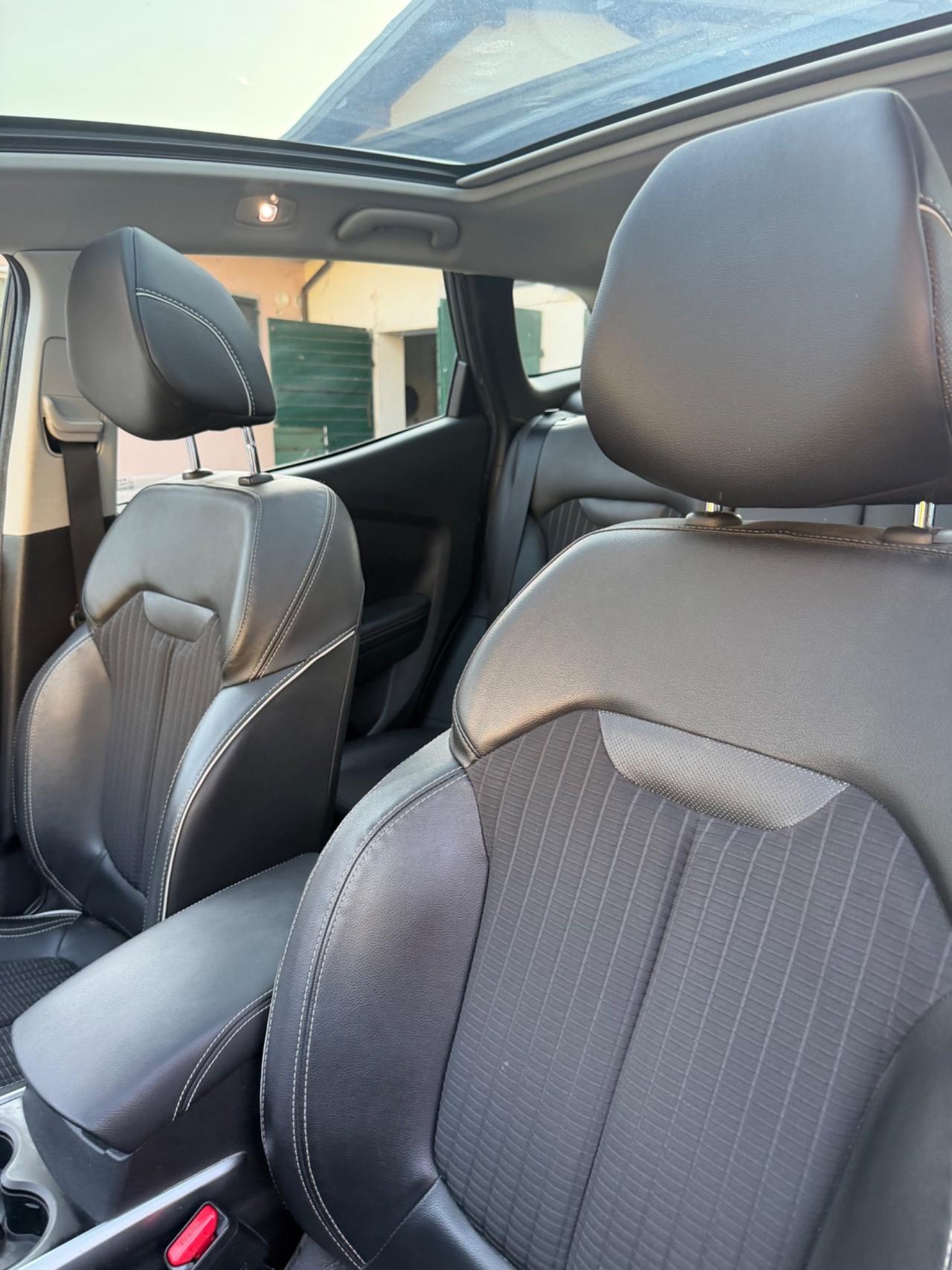Renault KADJAR dCi EDC BOSE PANORAMA KMCERT UNICOPR