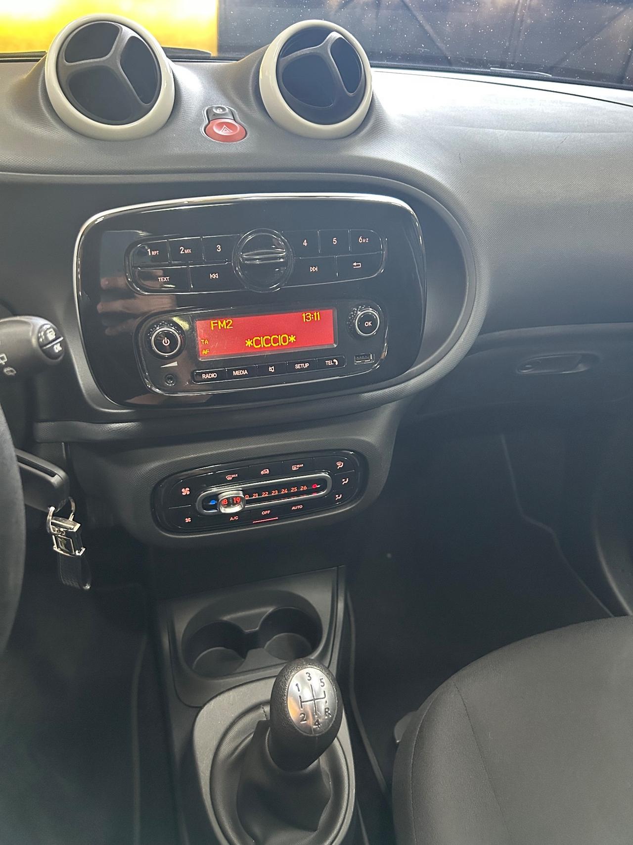 SMART FORFOUR 1.0 71 cv “LED/PDC/VETRI OSC”-2019