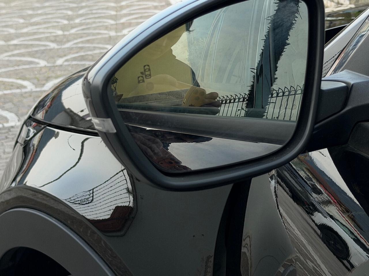 Fiat 600 Hybrid 110 CV DCT MHEV La Prima