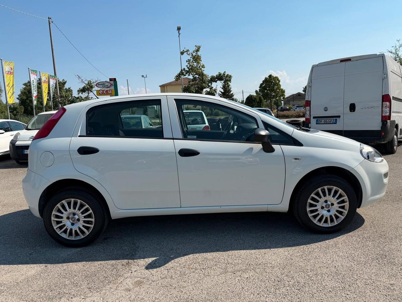 Fiat Punto 1.4 8V 5 porte Natural Power Street