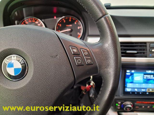 BMW 320 i cat Touring Attiva