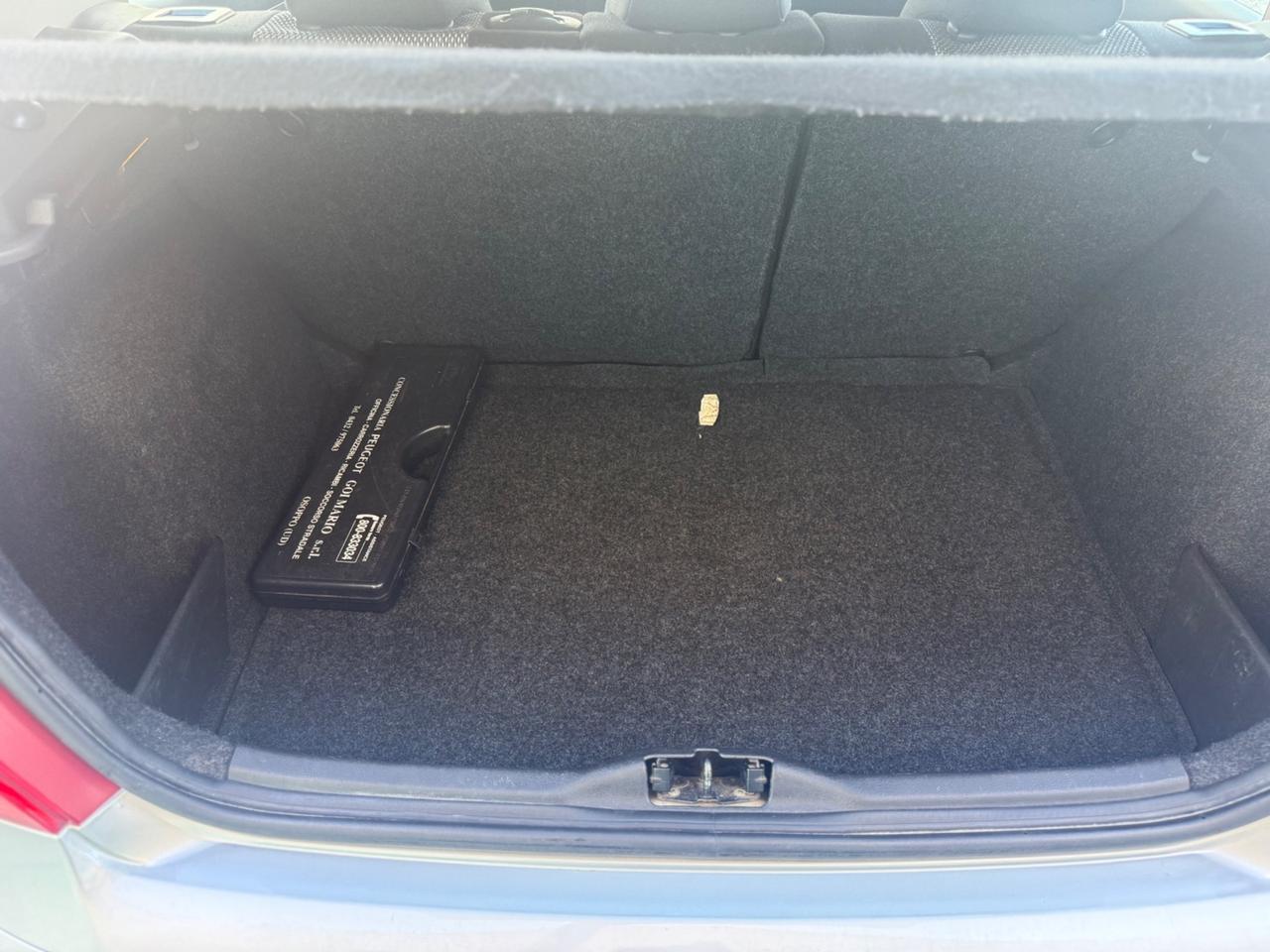 Peugeot 307 1.6 5p.
