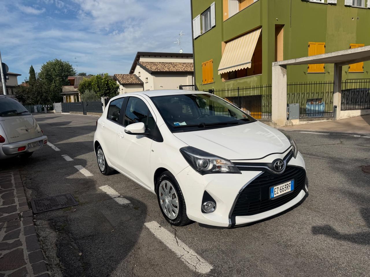 Toyota Yaris 1.4 D-4D 5 porte Active