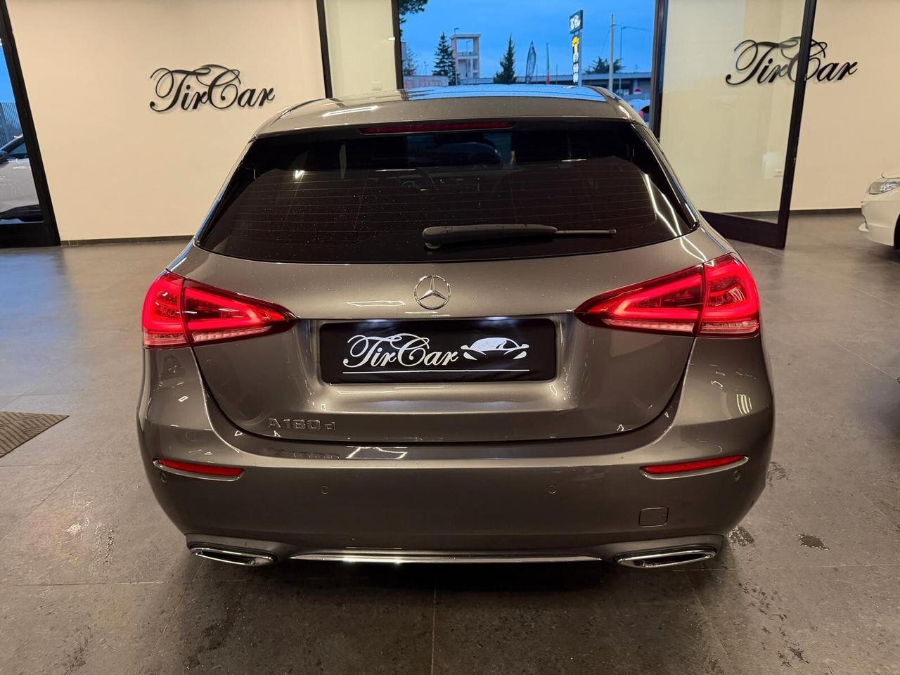 MERCEDES BENZ CLASSE A 180D SPORT 1.5 116CV PELLE NAVI CAM ANNO 2019