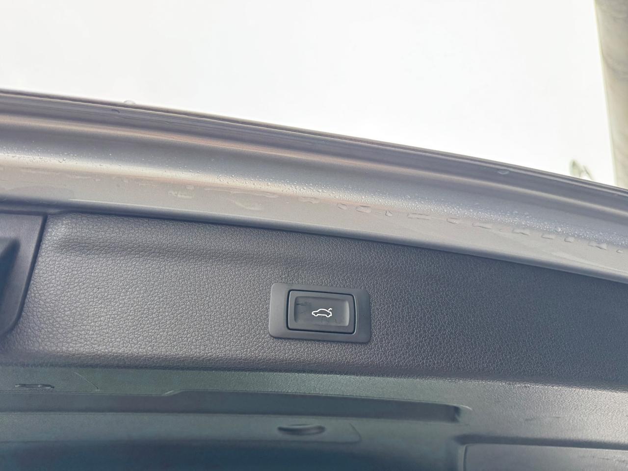 Audi Q3 40 TDI quattro S tronic Business Advanced