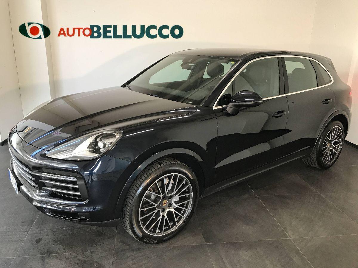 PORSCHE Cayenne 3.0 V6