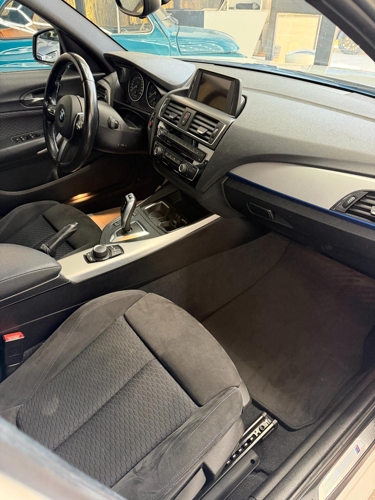 Bmw 118 118d 5p. Msport