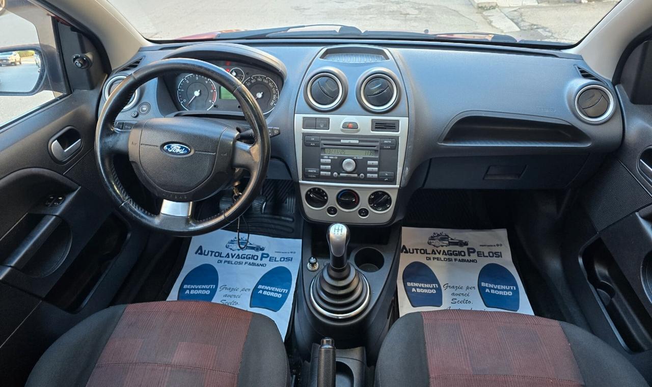 Ford Fiesta 1.4 TDCi 5p. Ghia