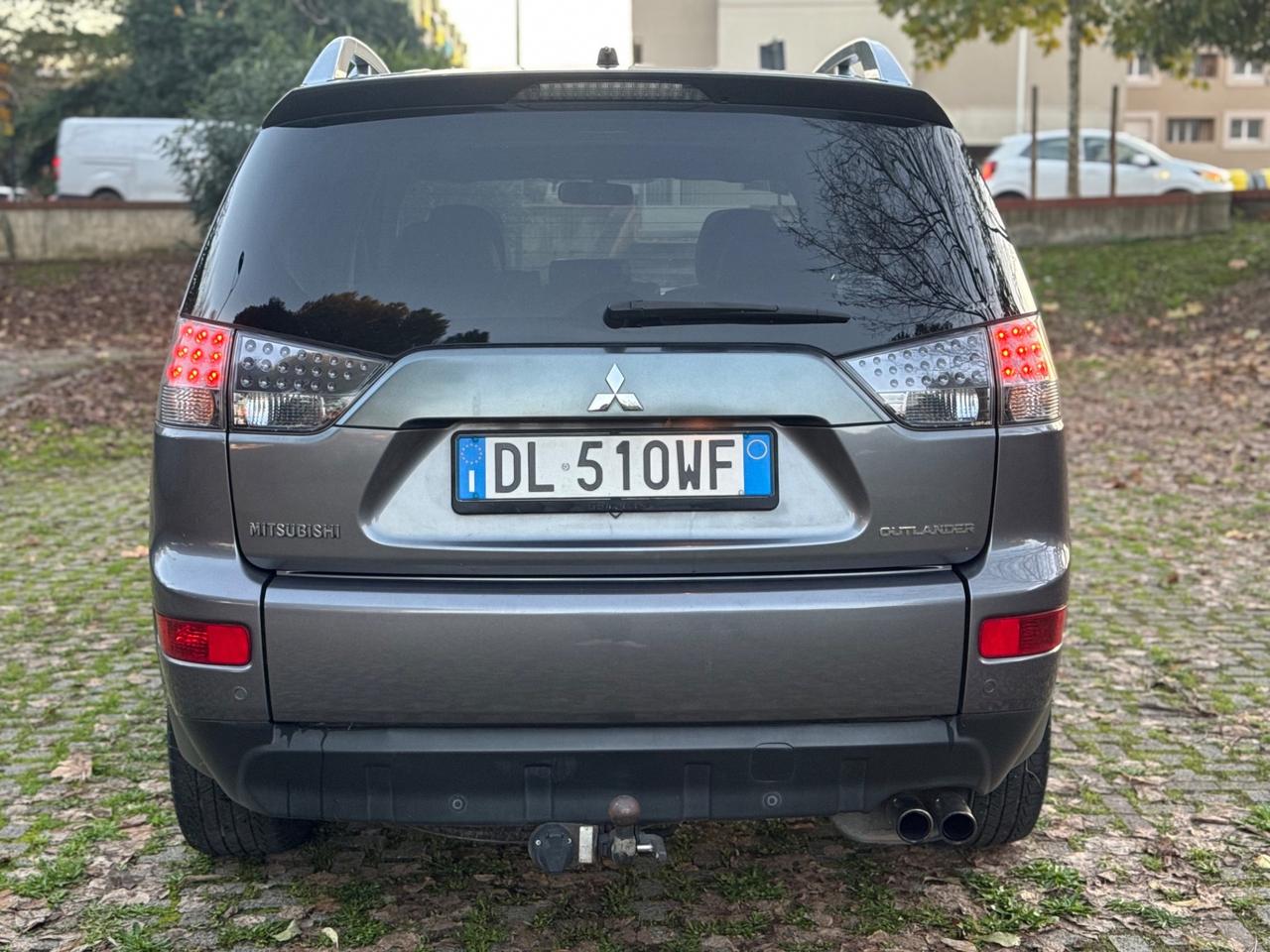 Mitsubishi Outlander 2.0 DI-D Instyle 7 p.ti DPF 2007 4x4