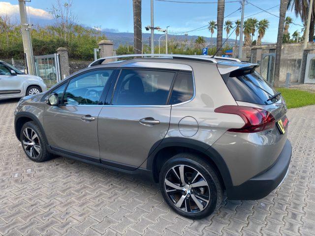 PEUGEOT 2008 BlueHDi 100 Allure